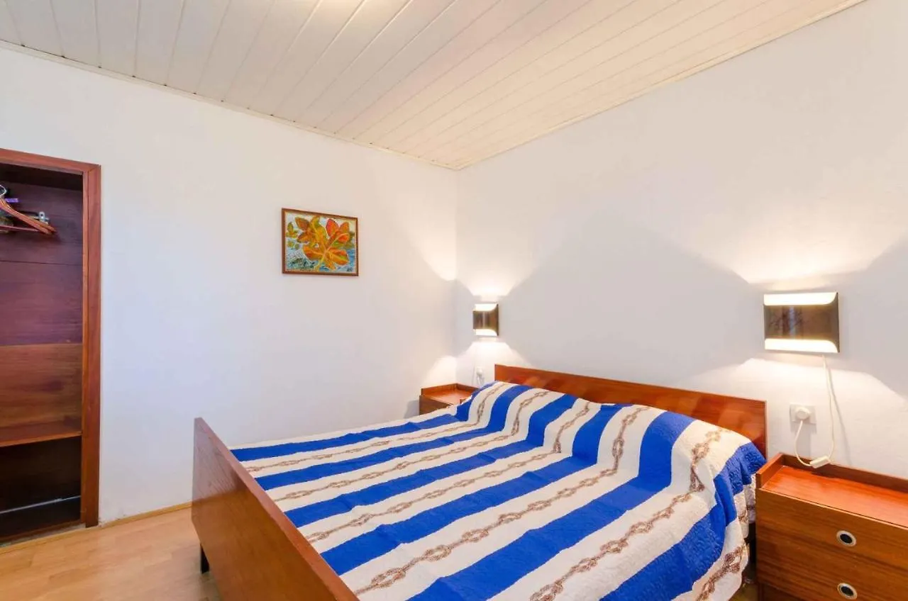 Apartment Holiday Home In Novi Vinodolski 15428